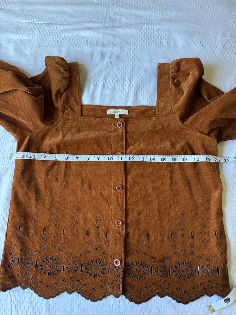 Madewell  Embroidered Eyelet Corduroy Tie-Sleeve Top. 100 % cotton!!✨
